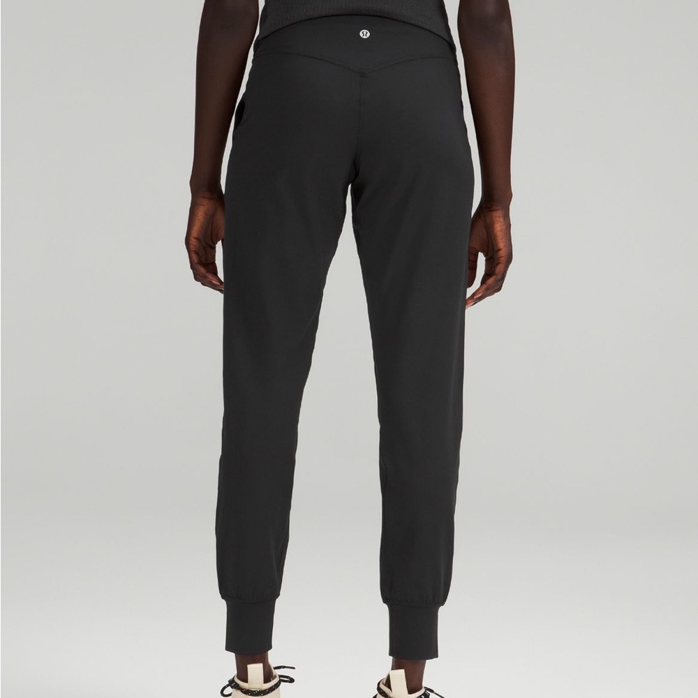 Lululemon High rise jogger